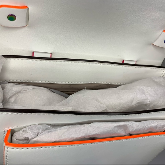 Michael Kors Manhattan Medium Contrast Trim Leather Satchel - Optic White - Picture 9 of 9